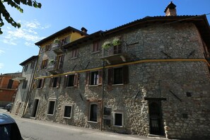 บริเวณภายนอก