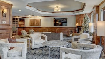 Condo, 2 Bedrooms | Interior