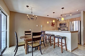Condo, 2 Bedrooms | Private kitchen | Full-size fridge, microwave, oven, stovetop - Two Bedroom Loft In The Heart Of Breckenridge Condo by RedAwning (Breckenridge)