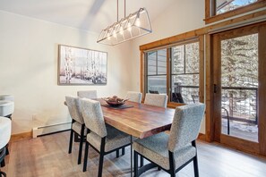 Townhome, 2 Bedrooms | Dining