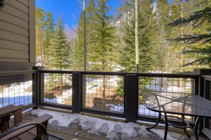 Townhome, 2 Bedrooms | Property grounds