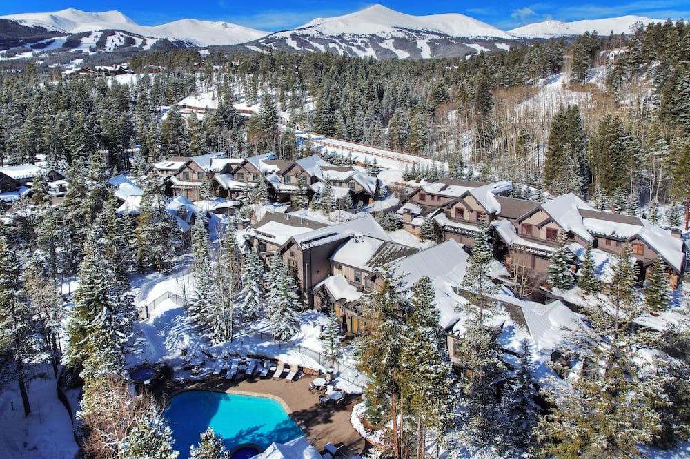 Modern 3br Mountain - Winter Escape Mins To Slopes 3 Bedroom Townhouse by RedAwning