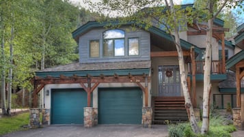 Townhome, 4 Bedrooms | Exterior