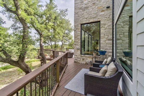 Terrace/patio - Westlake Hills Retreat Minutes from Downtown (Austin)