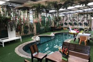 Piscine extérieure