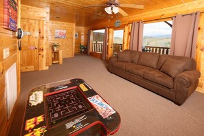 Smart TV, video games