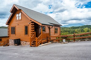 Exterior - Stunning 2BR Escape w/ Unrivaled Views & Hot Tub (Sevierville)