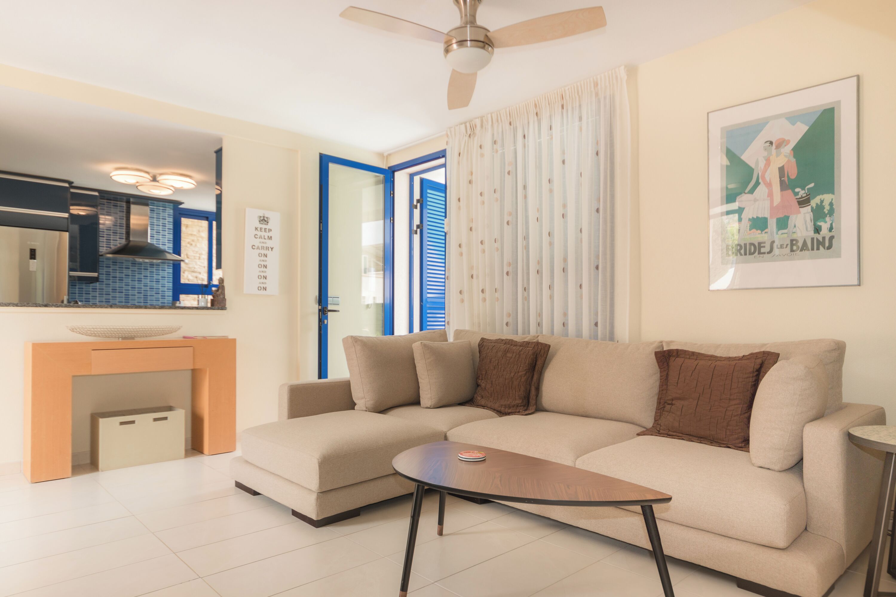 Smart-TV, DVD-Player, Drucker