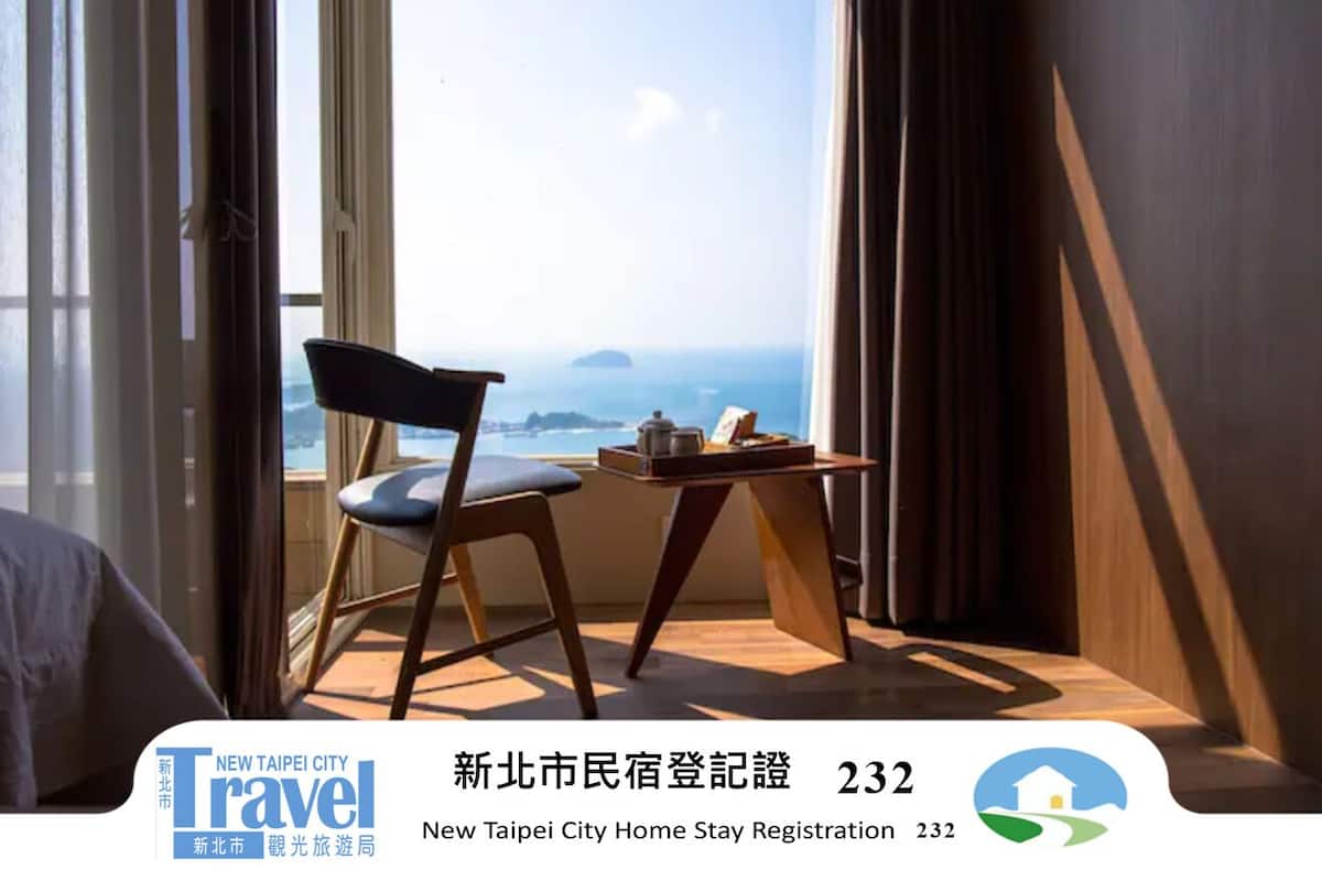 Chambre Double Luxe, 1 très grand lit, balcon, vue océan | Literie de qualité supérieure, couette en duvet d'oie, surmatelas