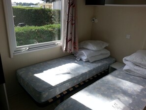 3 bedrooms, internet