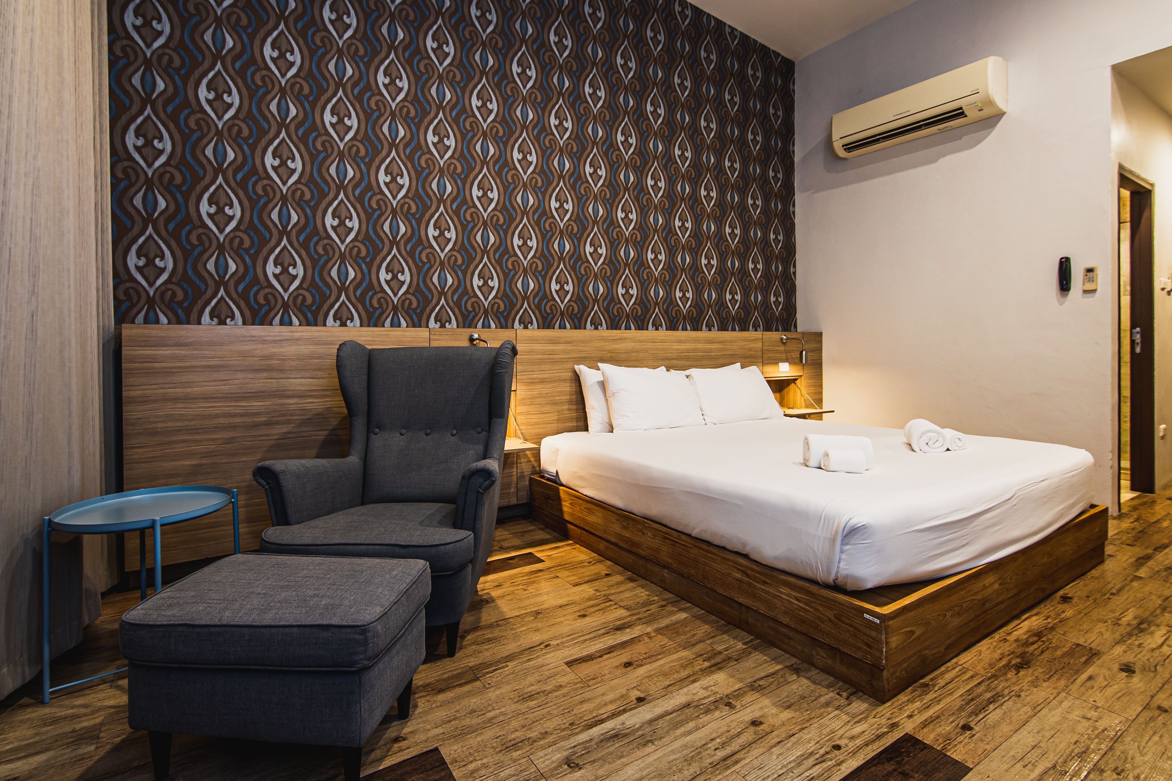 premium bedding, minibar, in-room safe, individually decorated