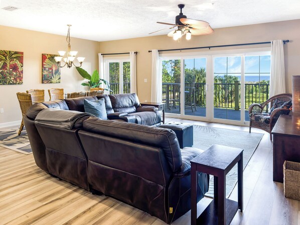 تلفزيون ذكي، مشغل دي في دي، كُتُب، مكتبة فيديو