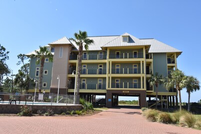 Summer is here and the Beach is Calling! Super wide beach here!