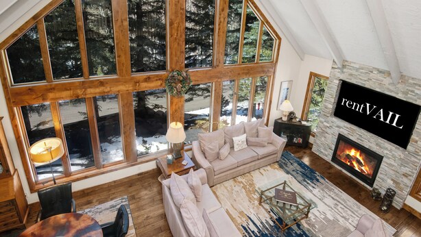 Living area - Glen Lyon Lodge | Spacious 5BR Vail Home, Cascade Lift #20 (Vail)