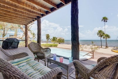 Perfect Private Caribbean Seafront Luxury Villa with Pool