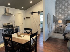 1 bedroom, iron/ironing board, free WiFi, bed sheets - Cozy cabin in our private woods, close to a bike trail, winery, and lakes (Traverse City)