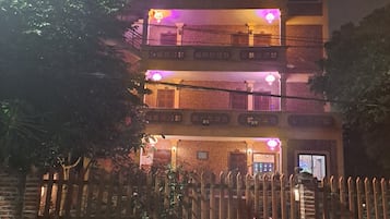 住宿正面