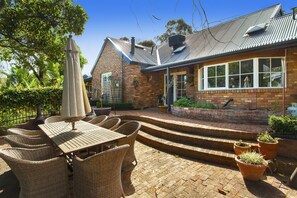 Dúplex Deluxe, 5 habitaciones, vistas a la piscina | Terraza o patio