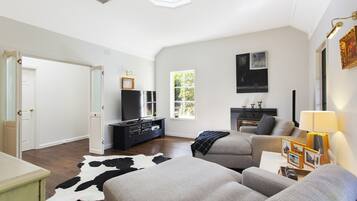 La Provence | Living area