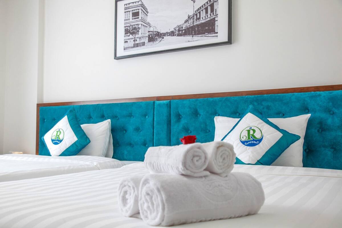 Premium bedding, memory foam beds, minibar, in-room safe