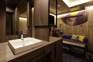 Executive tweepersoonskamer, 1 queensize bed, niet-roken | Individueel gedecoreerd, individueel gemeubileerd