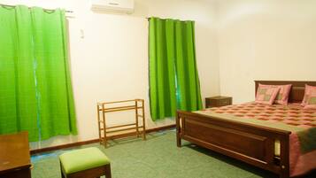 1 bedroom, rollaway beds, free WiFi