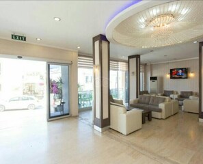 Interior entrance - New Bodrum Hotel (Bodrum)