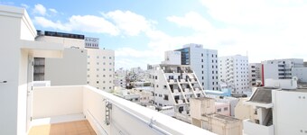 Condominium Felicita Naha