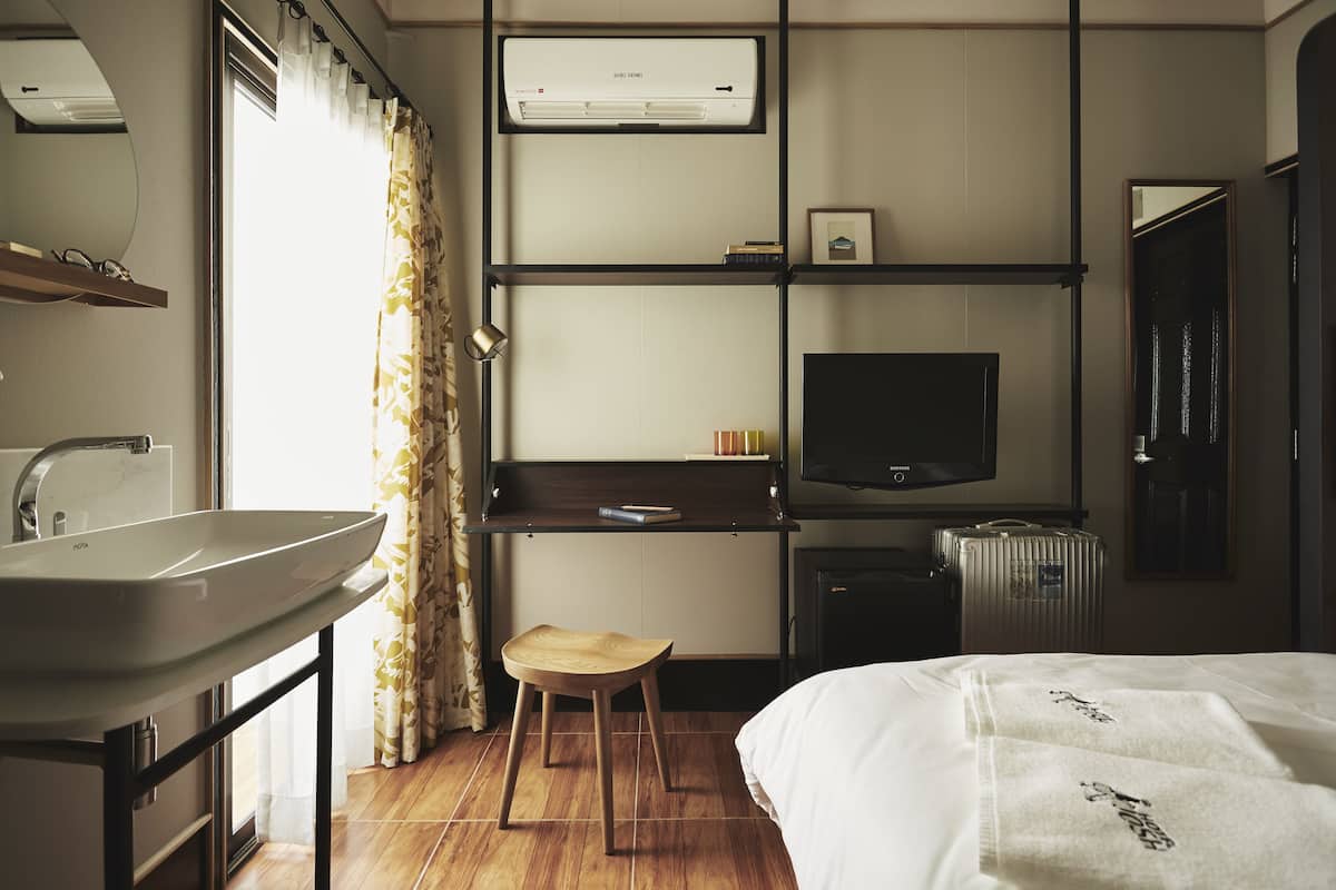 In-room safe, desk, blackout curtains, free WiFi