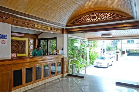 Interior entrance. LEK Jomtien Hotel