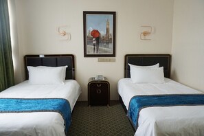 In-room safe, blackout drapes, soundproofing, free WiFi - Star Sands Hotel (Saipan)