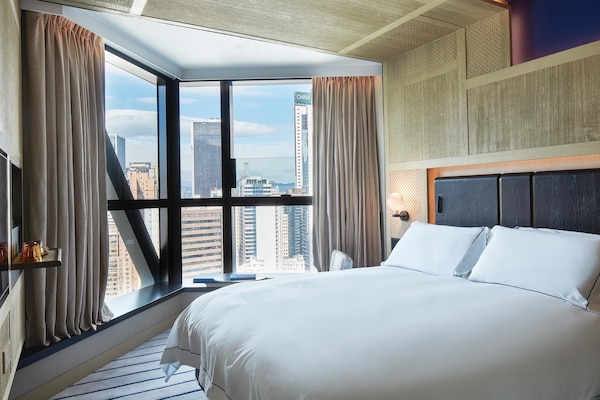 Habitación doble superior | 1 dormitorio, caja fuerte, escritorio y cortinas opacas