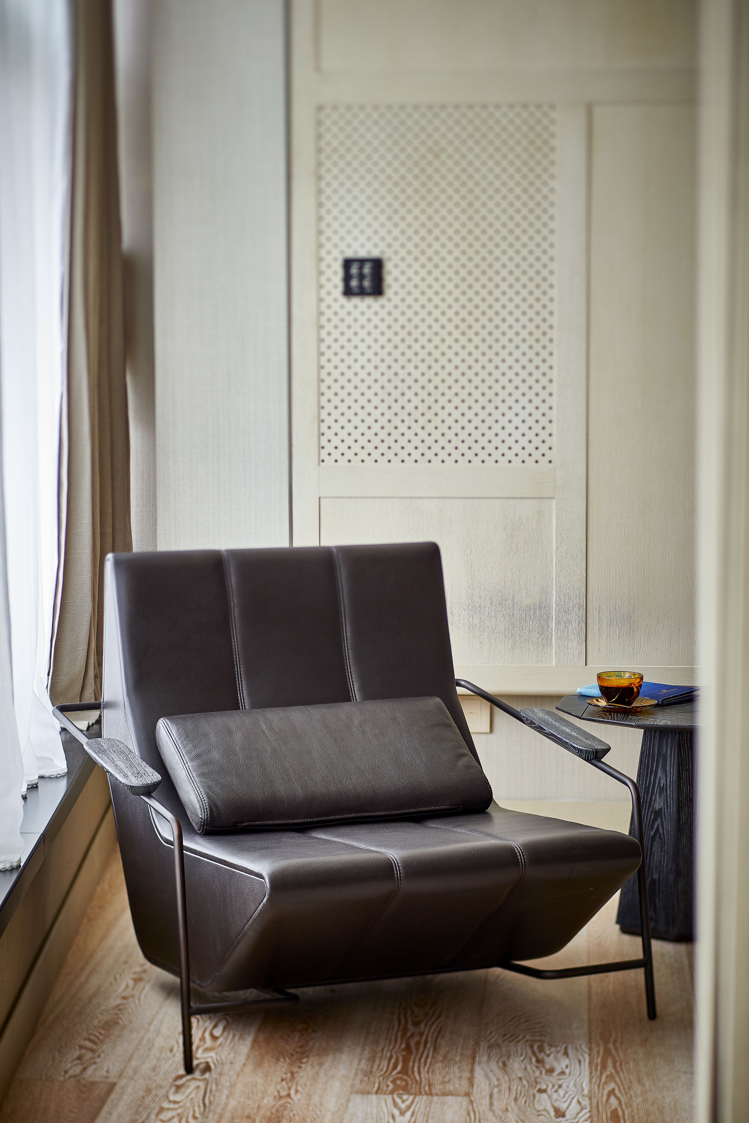 executive suite | 1 bedroom, in-room safe, desk, blackout curtains