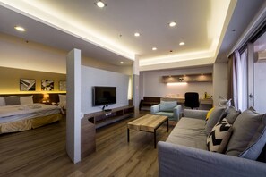 Deluxe City View Family Room | Living area | LCD TV - Sky19 Hotel (Taipei)