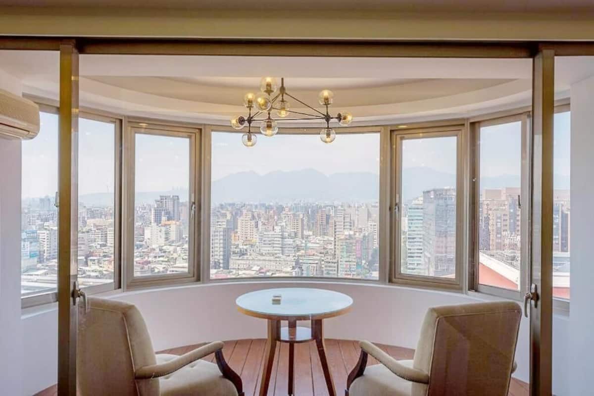 Deluxe City View Family Room | Balcony