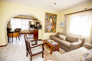 Lobby - Oria Guesthouse (Cape Town)