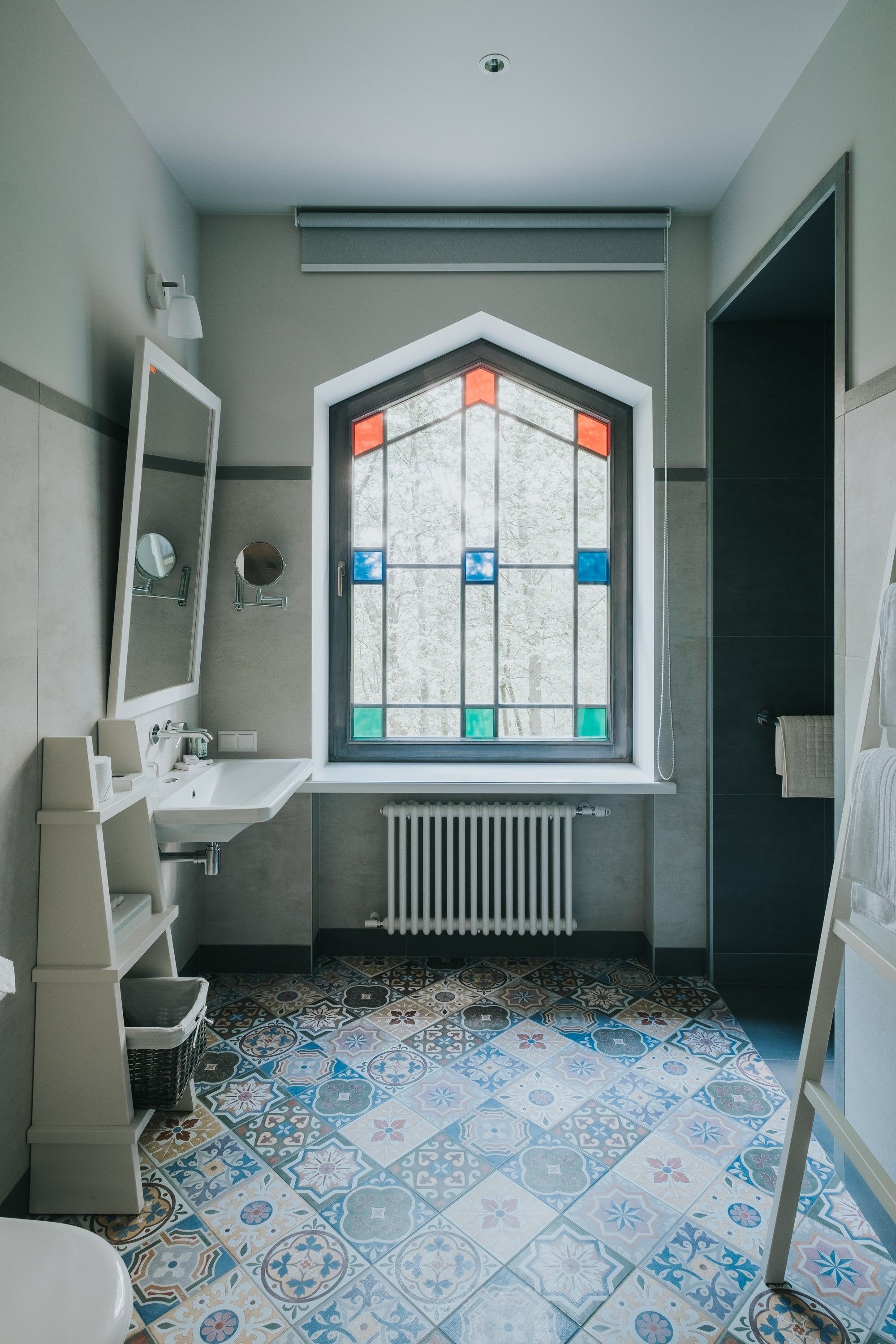 standard double or twin room | bathroom | shower, free toiletries, hair dryer, slippers