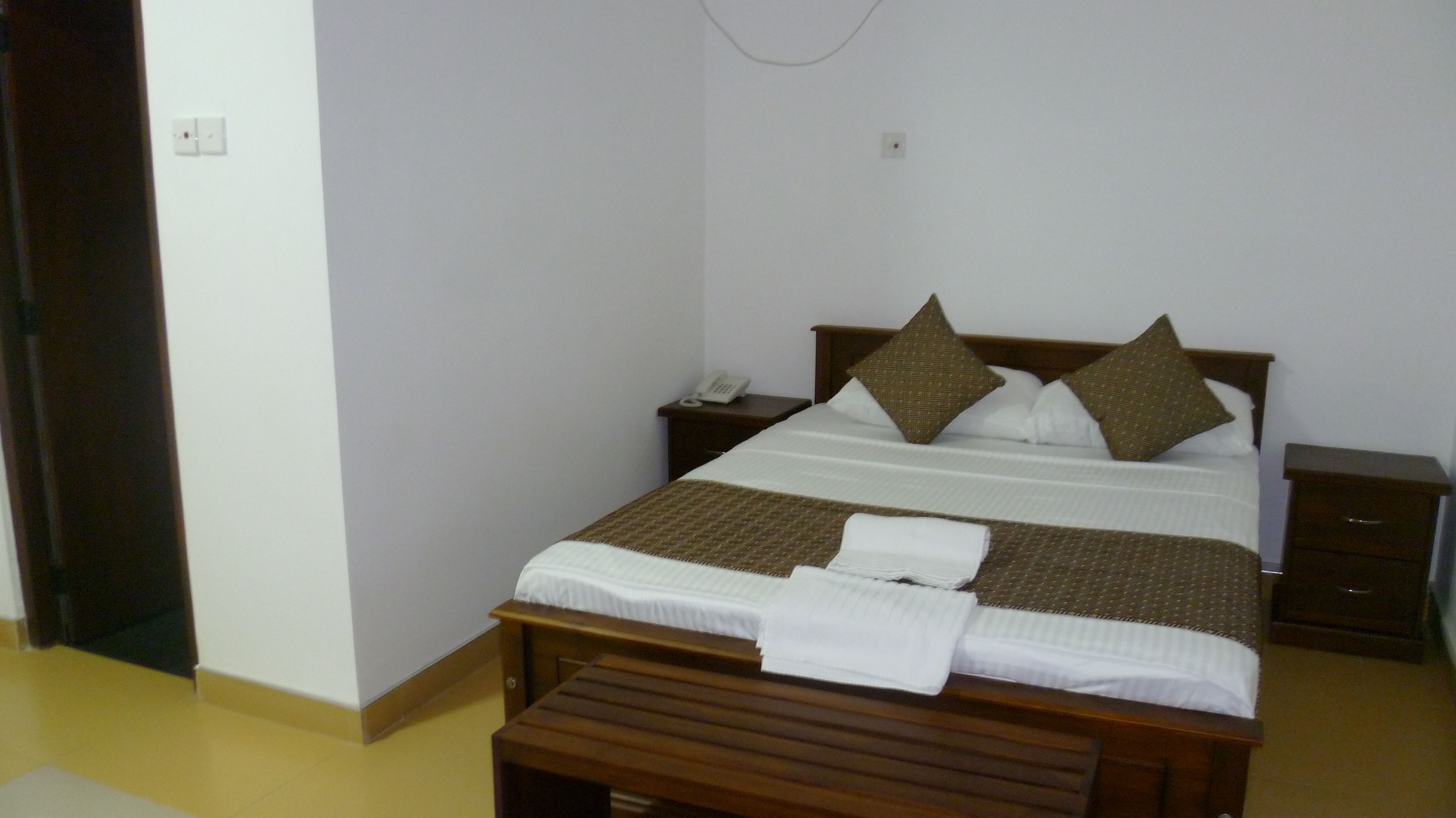 1 Schlafzimmer, hochwertige Bettwaren, Schreibtisch, kostenloses WLAN