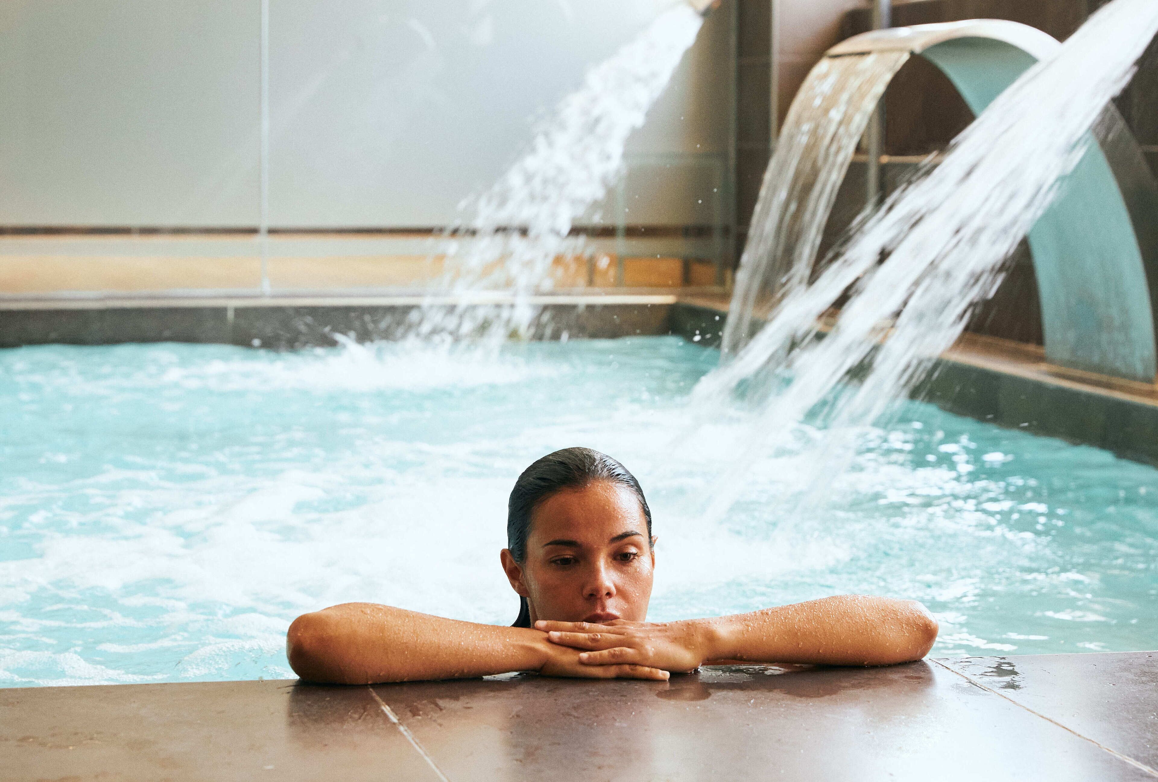 桑拿、热水浴缸、身体护理、体膜护理、身体磨砂、面部护理