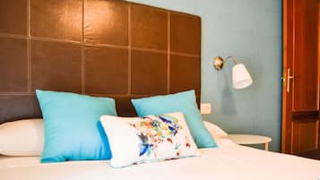 Leilighet, 1 soverom, balkong | 1 soverom, skrivebord, blendingsgardiner og barnesenger