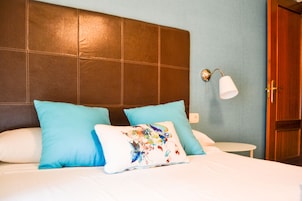 Apartment, 1 Bedroom, Balcony | 1 bedroom, desk, blackout drapes, cribs/infant beds