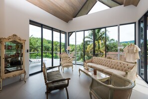 Interior - Picasso Villa Phuket - Paloma (Si Sunthon)