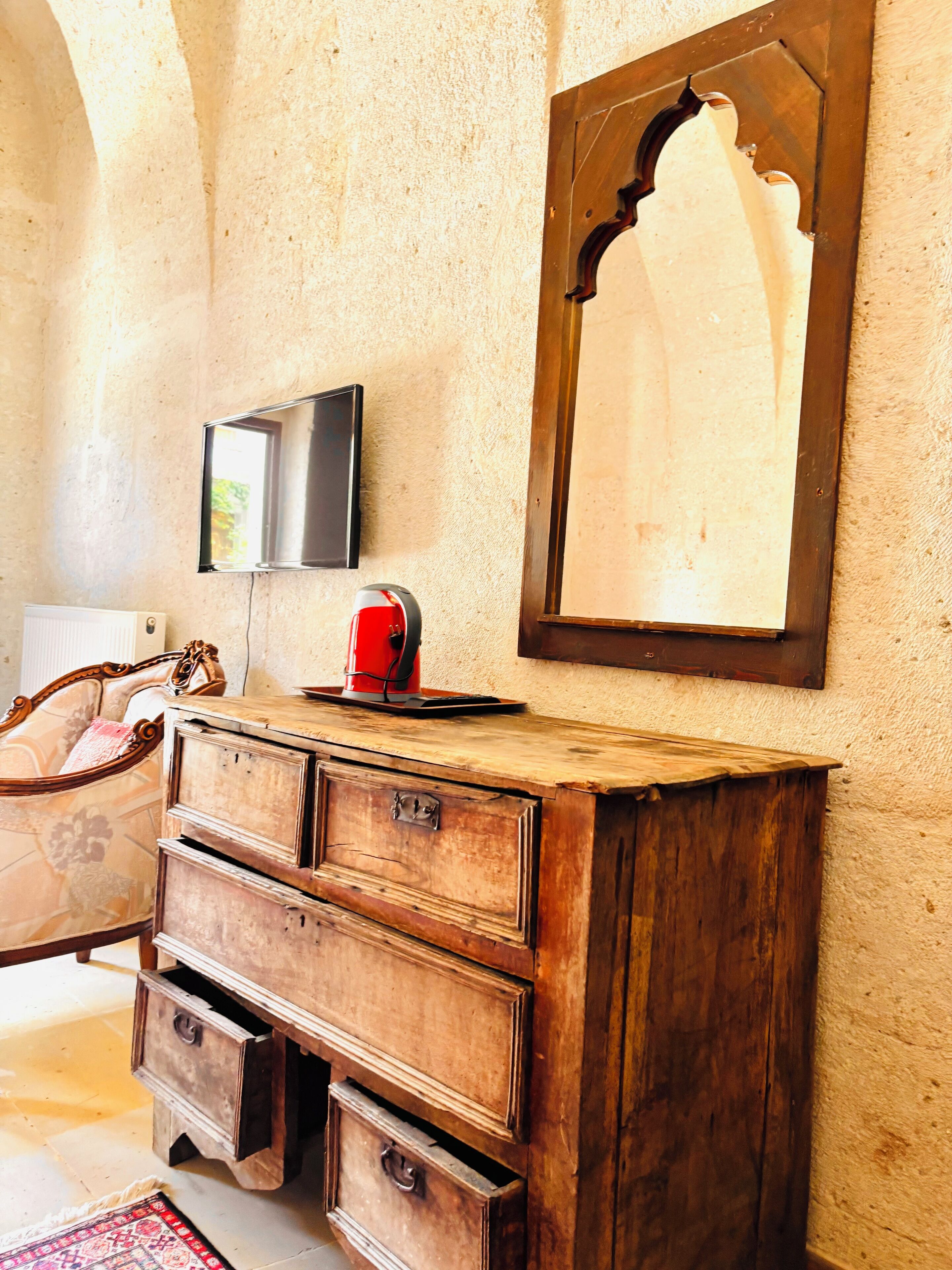 classic room, valley view, garden area | 1 bedroom, premium bedding, select comfort beds, individually furnished