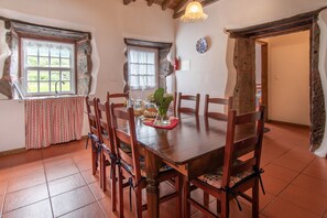 传统独立别墅, 4 间卧室 | 私人厨房 | 大冰箱、微波炉、炉灶、茶具/咖啡用具