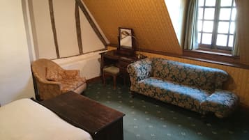 Superior Double Room, Ensuite (Superior Double with Bath)
