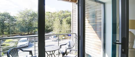 Lägenhet - privat badrum (2 Bedroom) | Balkongutsikt