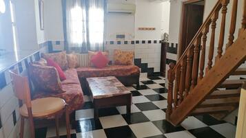 Penthouse Design | Coin séjour | Télévision LCD