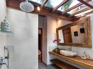 Family Villa | Bathroom