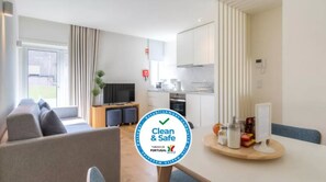 Interior detail - Spot Family Apartments (Porto)