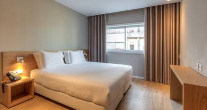 Spot Family Apartments